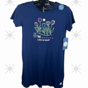 Life is Good - ‘Tulips’ sleepshirt. SZ: S, M, XL. NWT. Firm!
